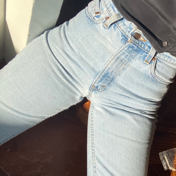 🚫SOLD🚫 Levi’s jeans 512 high waisted re/done 25 - Picture 6 of 6
